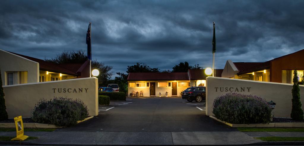 Bella Tuscany Motor Lodge ネーピア エクステリア 写真
