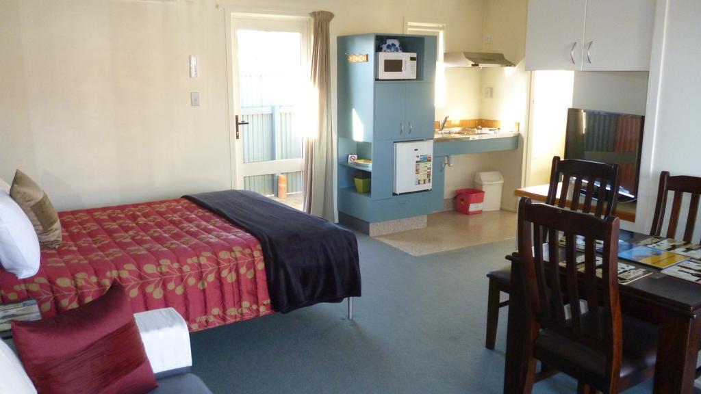 Bella Tuscany Motor Lodge ネーピア エクステリア 写真