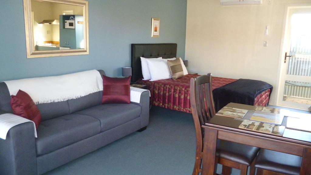 Bella Tuscany Motor Lodge ネーピア エクステリア 写真